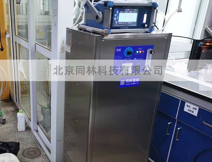 某大學(xué)臭氧發(fā)生器一體機(jī)測(cè)試現(xiàn)場(chǎng)